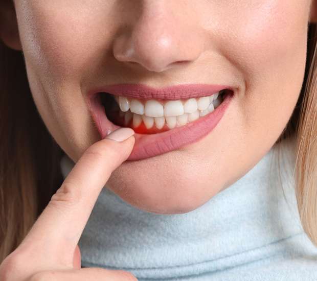 Mansfield Conditions Linked to Gum Health